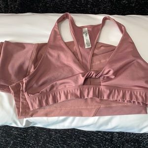 Sports Bra & Leggings Set